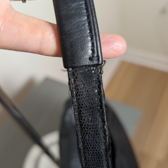 Coach Taylor Black Leather Shoulder Bag with flap front Nr. M1382-F27481 - Picture 12 of 16